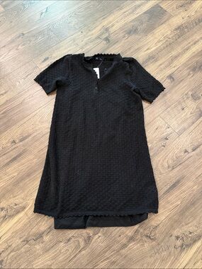 GAP Black Short Sleeve Knit Henley Dress with Scalloped Trim